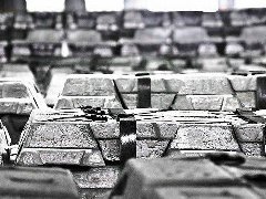 8月原铝产量为264万吨，同比下降3.7％